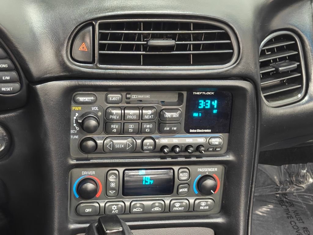 Used 2001 Chevrolet Corvette Convertible w/ Preferred Equipment Group2 image 5