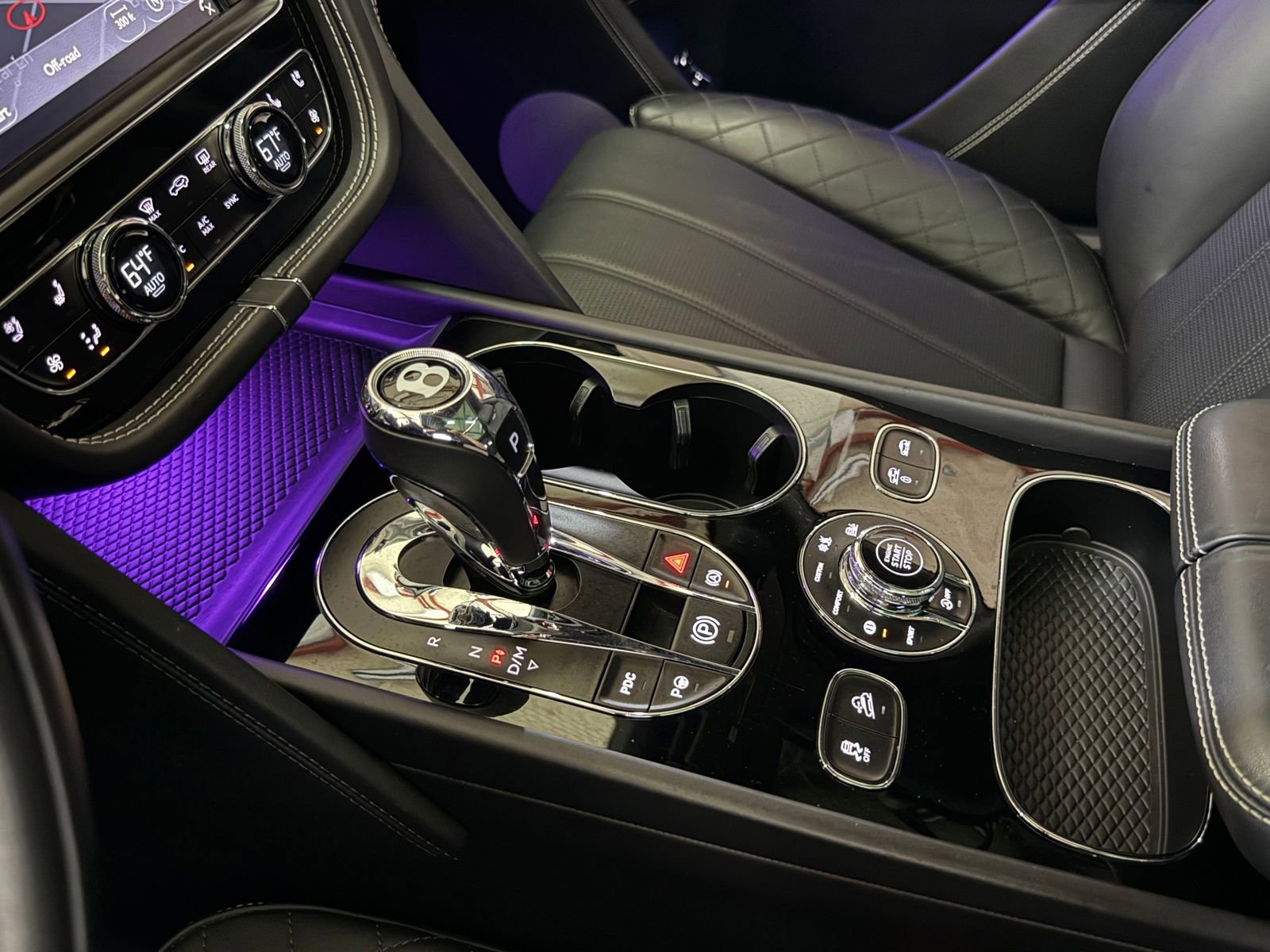 Used 2018 Bentley Bentayga image 64