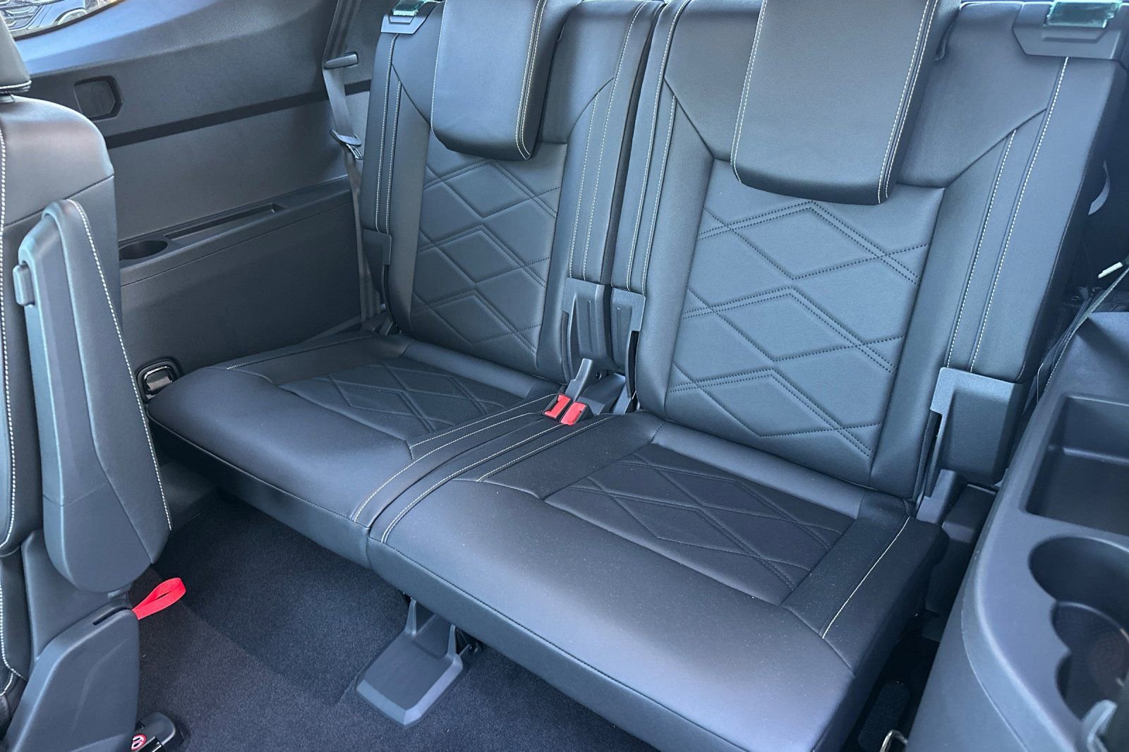 New 2026 Volkswagen Atlas SE image 14