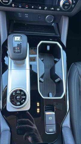 New 2025 Mitsubishi Outlander SEL image 22