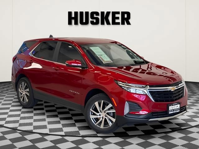 Used 2023 Chevrolet Equinox LT AWD/4WD image 1