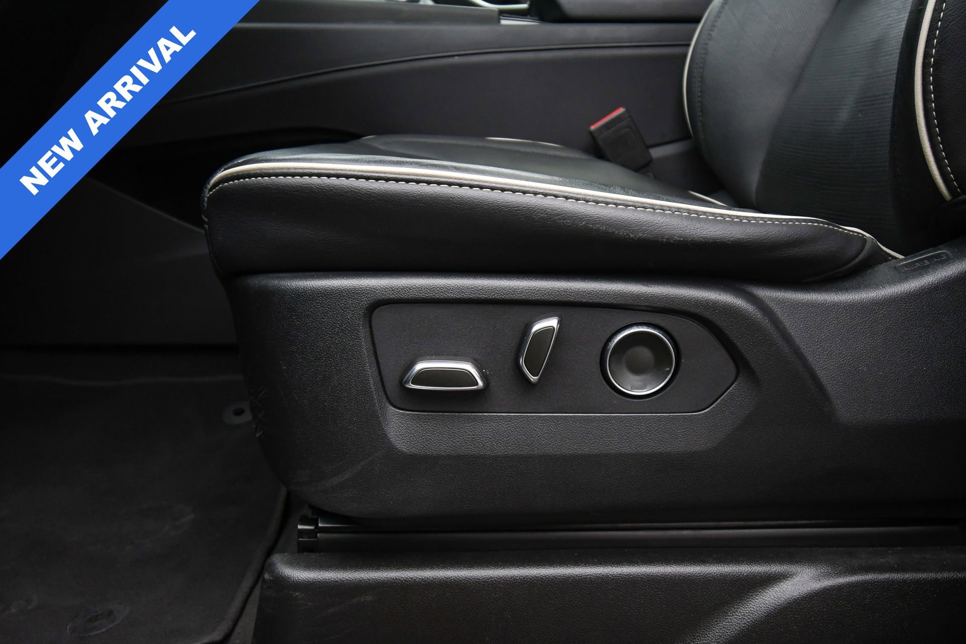 Used 2024 Cadillac Escalade Sport image 45