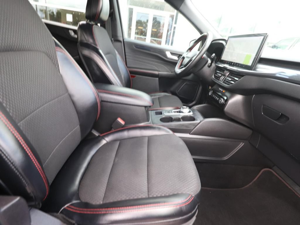 Used 2023 Ford Escape ST-Line w/ Tech Pack #1 FWD image 14