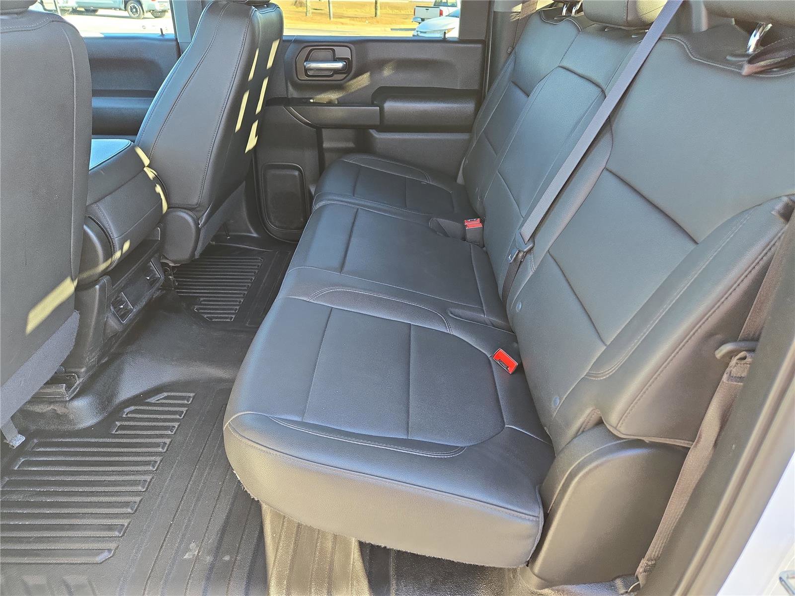 Used 2022 GMC Sierra 3500 Pro w/ Convenience Package RWD image 17