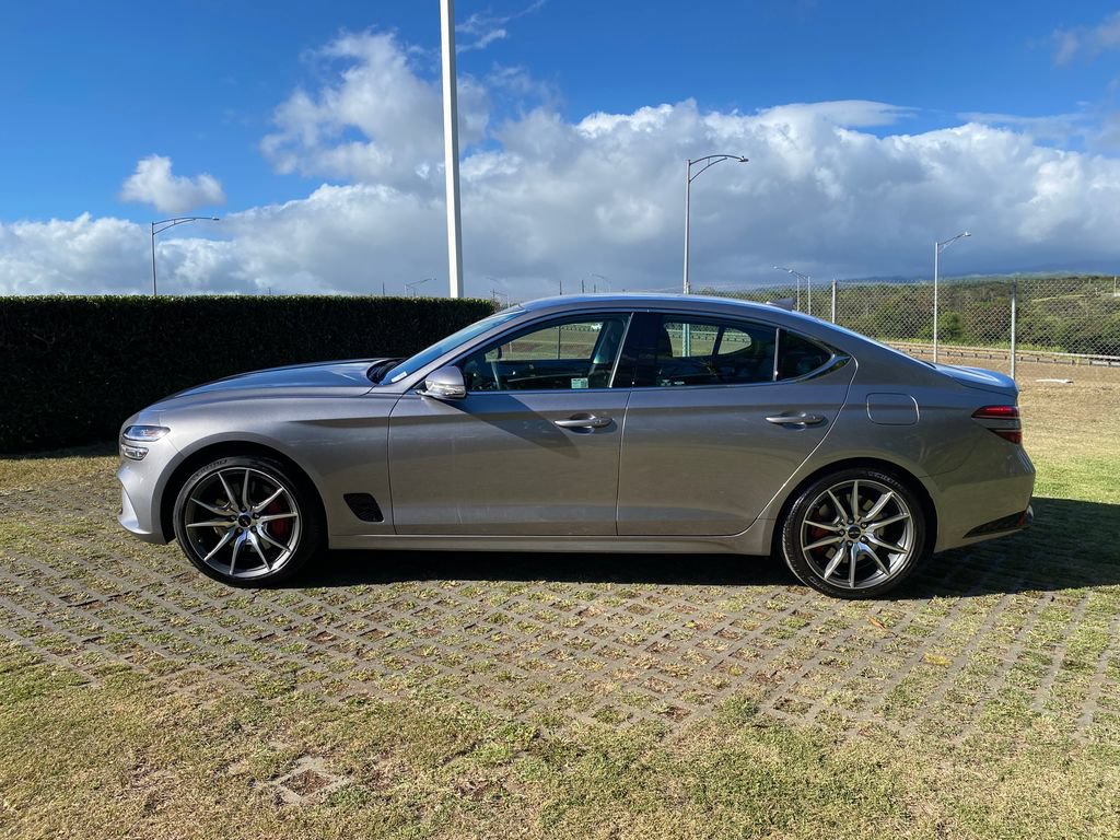 Certified 2025 Genesis G70 2.5T RWD image 4