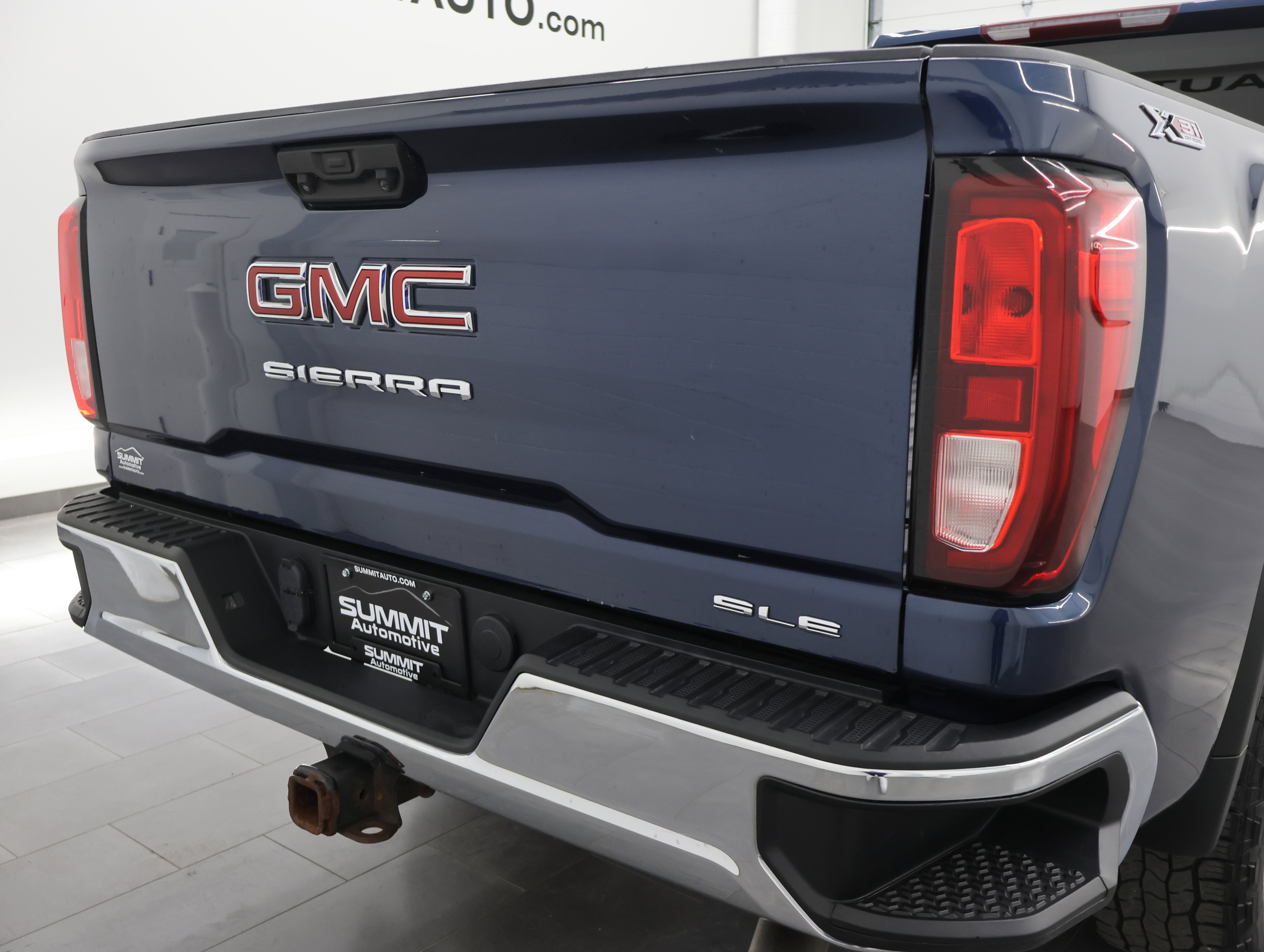 Used 2021 GMC Sierra 2500 SLE w/ X31 Off-Road Package AWD/4WD image 26