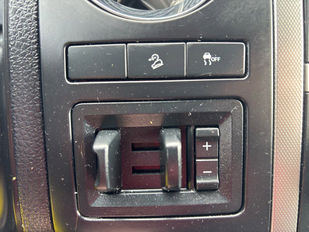 Used 2017 Ford Expedition XL w/ Equipment Group 101A AWD/4WD image 35