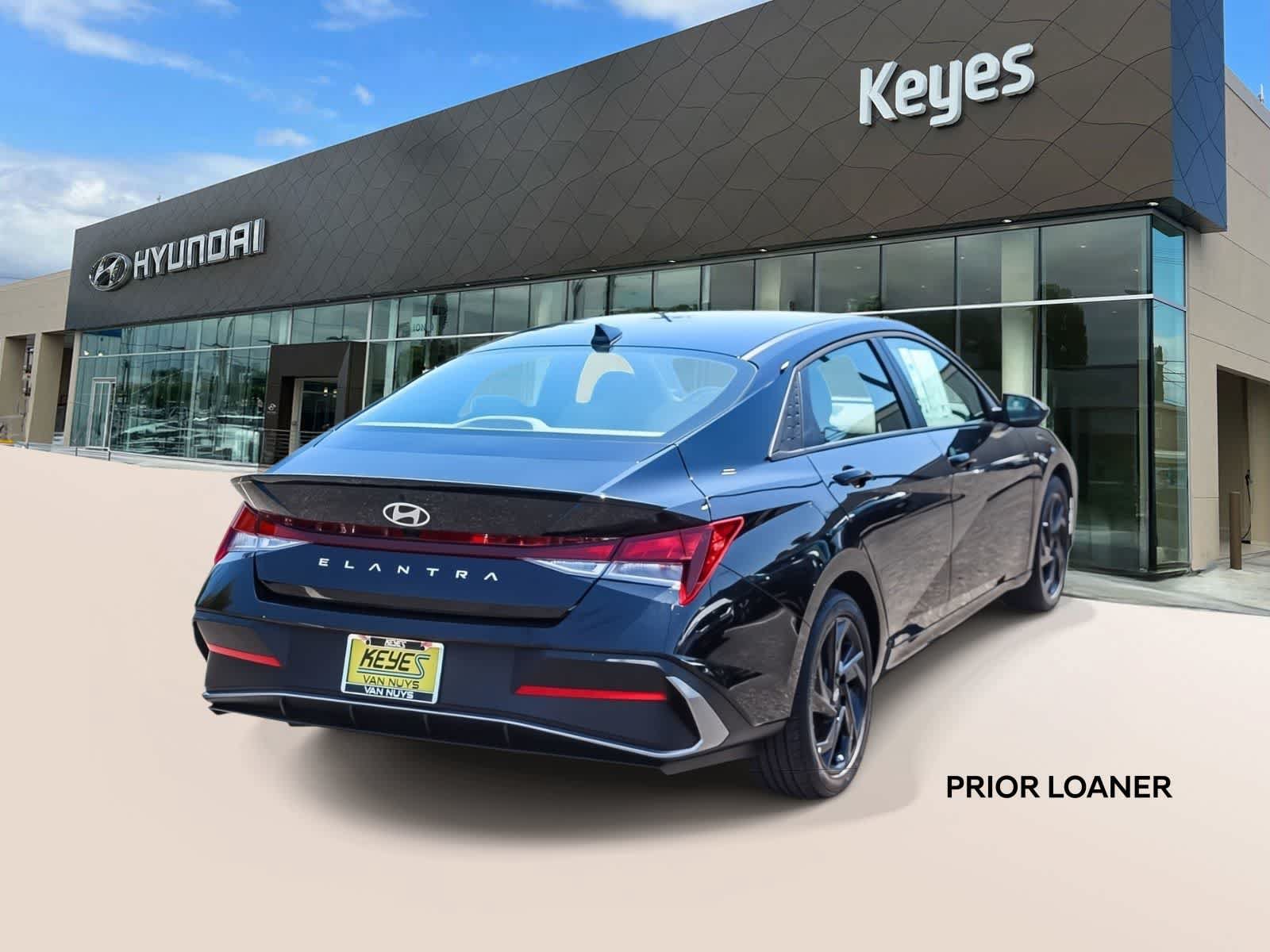 Certified 2026 Hyundai Elantra Sport FWD image 4