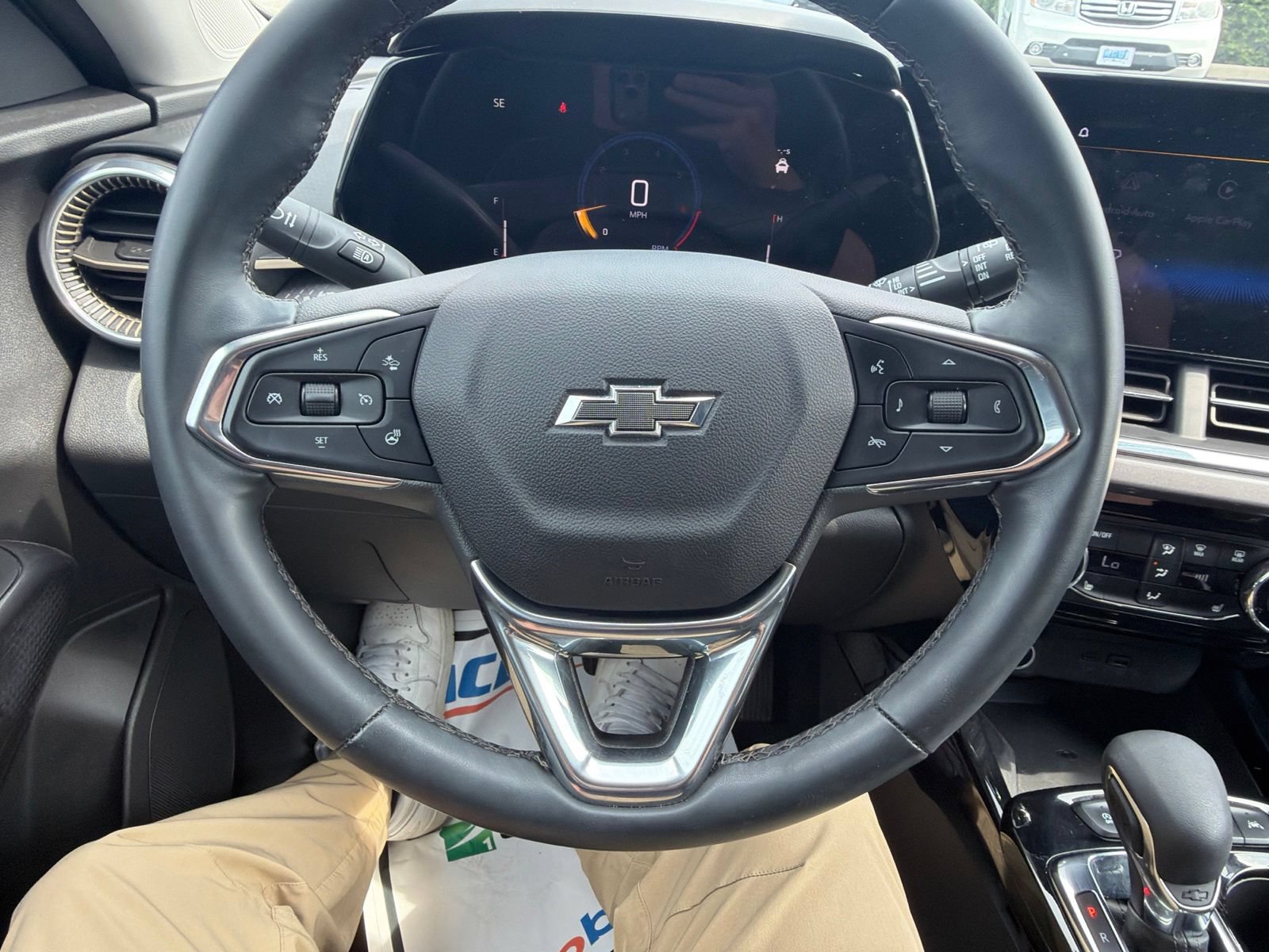 Used 2026 Chevrolet Trax ACTIV w/ Sunroof Package FWD image 13