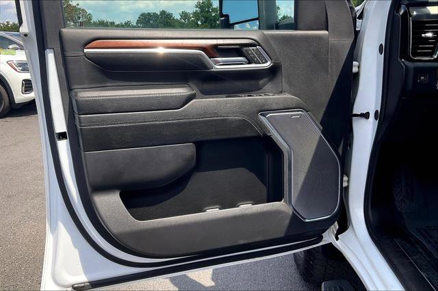 Used 2024 GMC Sierra 2500 Denali image 18