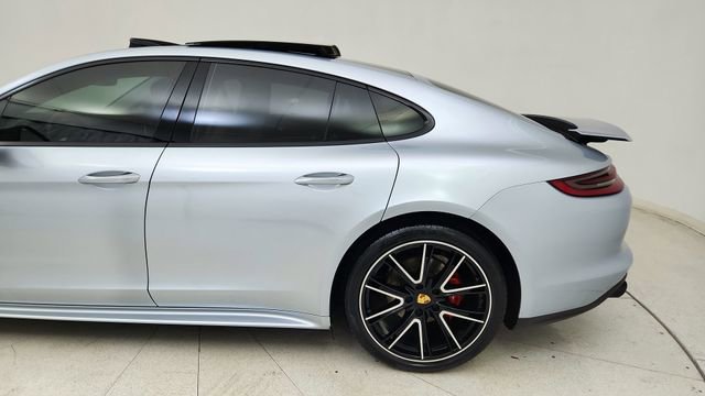Used 2018 Porsche Panamera 4S image 10