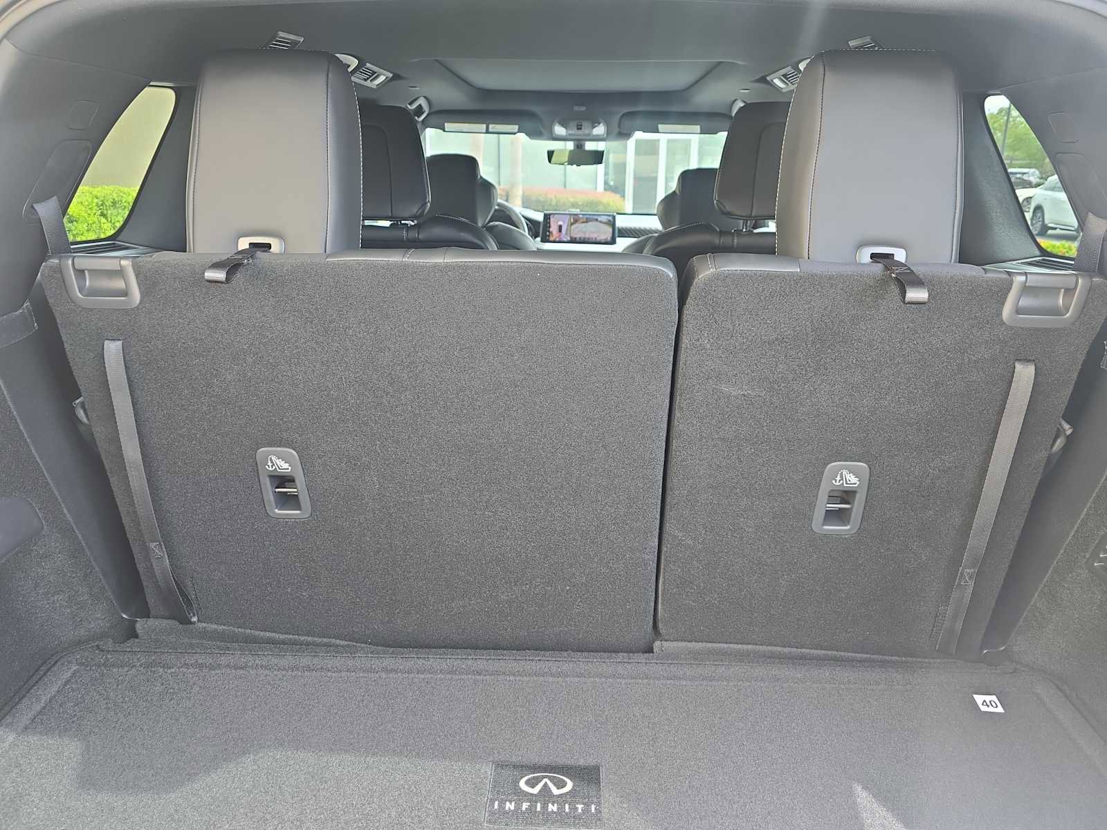 New 2026 INFINITI QX60 Autograph w/ Dark Cargo Package image 12
