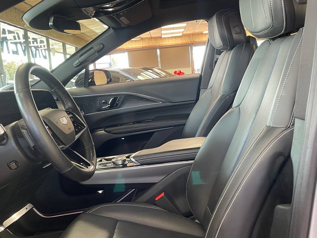 Used 2024 Cadillac Lyriq Luxury w/ LPO, Floor Liner Package RWD image 14