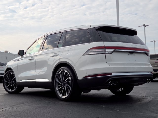 Used 2024 Lincoln Aviator Reserve w/ Equipment Group 201A AWD/4WD image 14