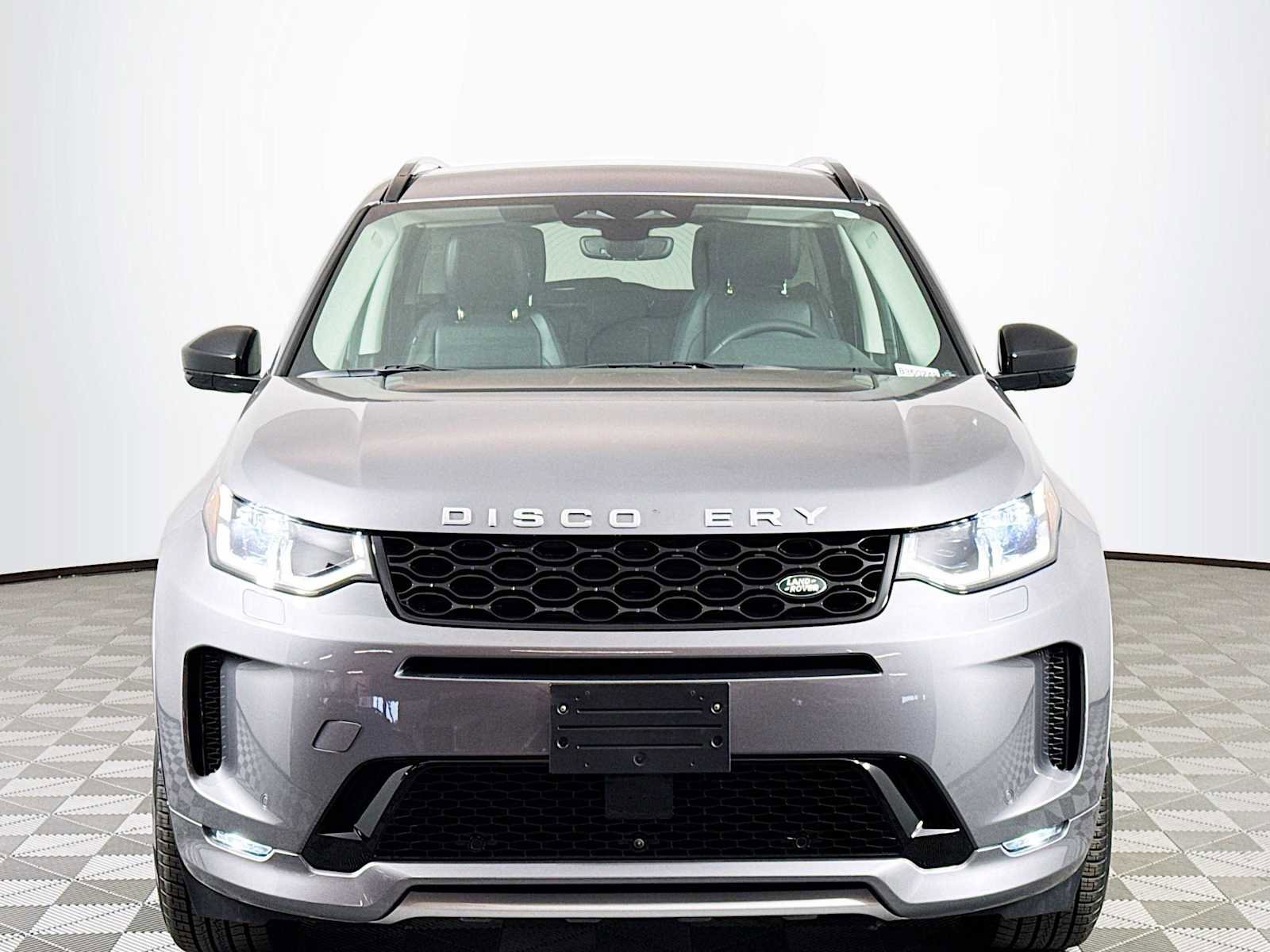 Used 2024 Land Rover Discovery Sport S image 2