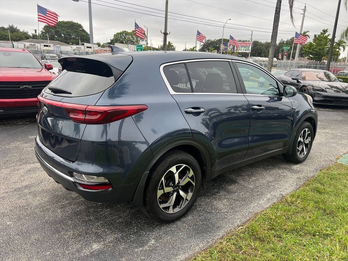 Used 2022 Kia Sportage LX FWD image 5
