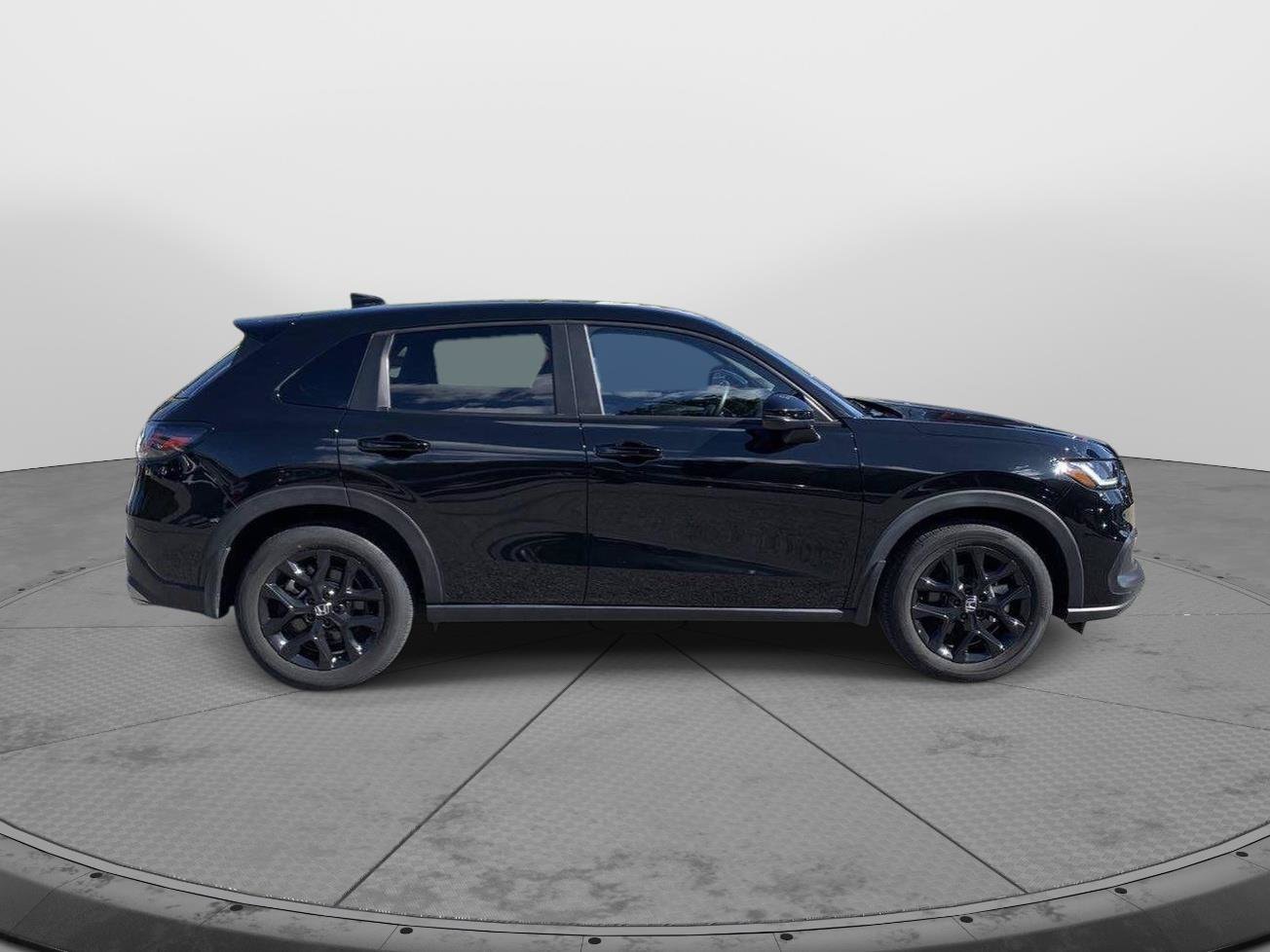 Certified 2025 Honda HR-V Sport image 2