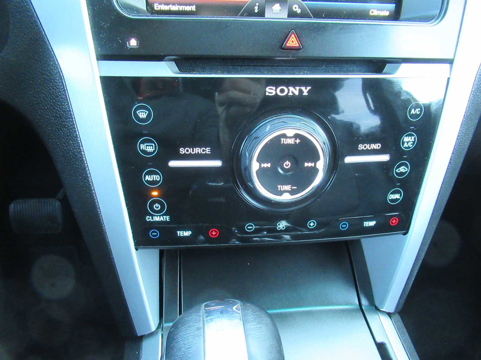 Used 2014 Ford Explorer Limited w/ Equipment Group 301A image 23