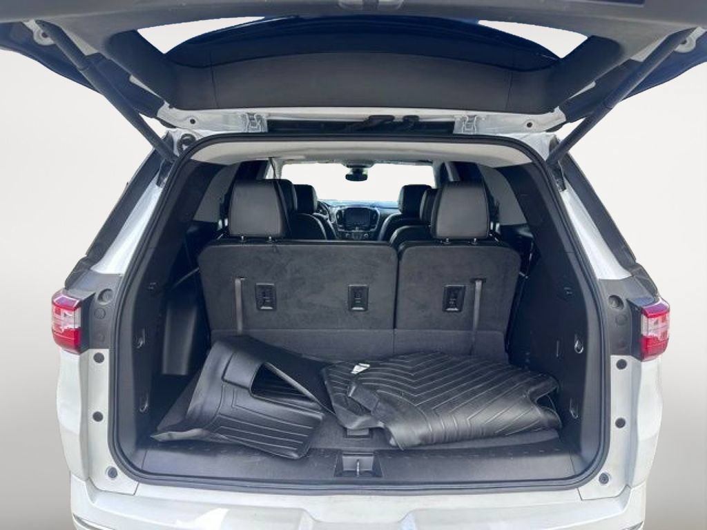 Used 2020 Chevrolet Traverse Premier w/ LPO, Floor Liner Package FWD image 28