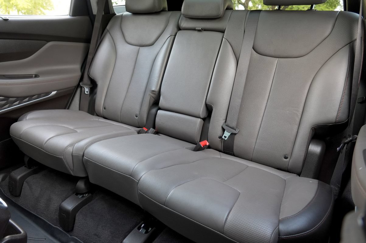 Used 2020 Hyundai Santa Fe Limited FWD image 13