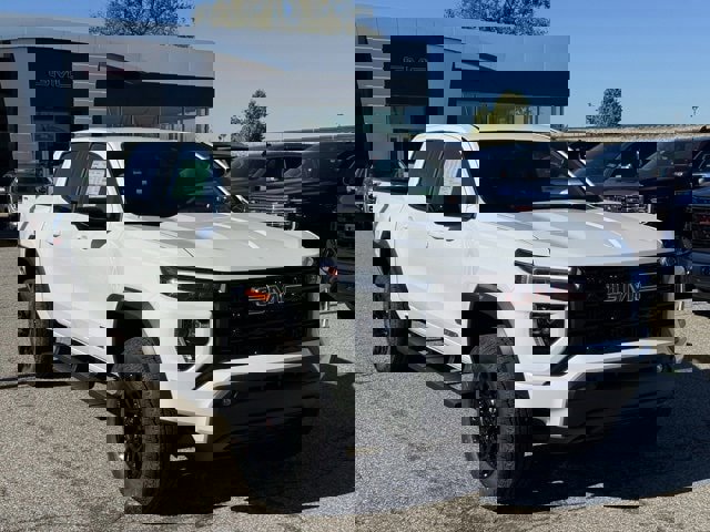 New 2026 GMC Canyon Elevation w/ Convenience Package image 7