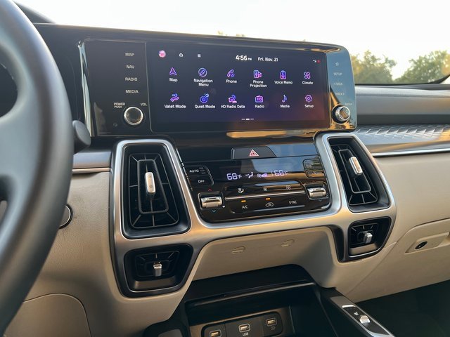 Certified 2022 Kia Sorento S image 22