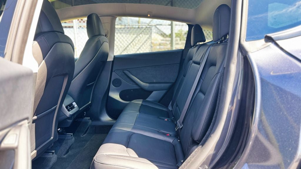 Used 2024 Tesla Model Y Long Range RWD image 72