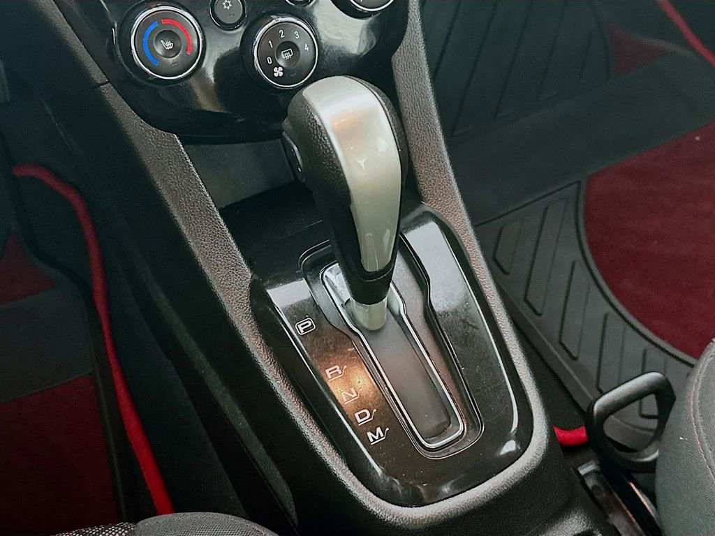 Used 2019 Chevrolet Sonic LT w/ Convenience Package FWD image 16