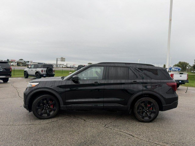 Certified 2023 Ford Explorer ST w/ Equipment Group 401A AWD/4WD image 5