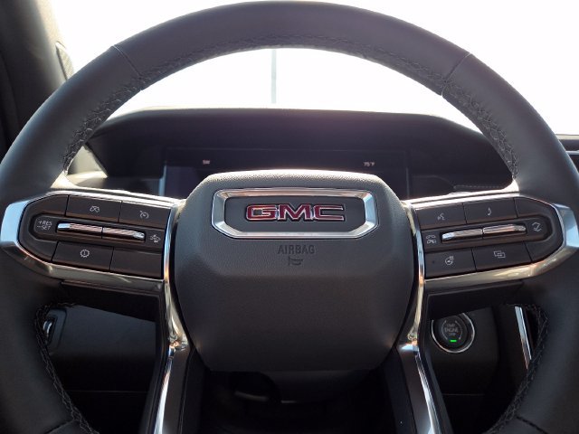 New 2027 GMC Acadia Elevation w/ Black Edition AWD/4WD image 30