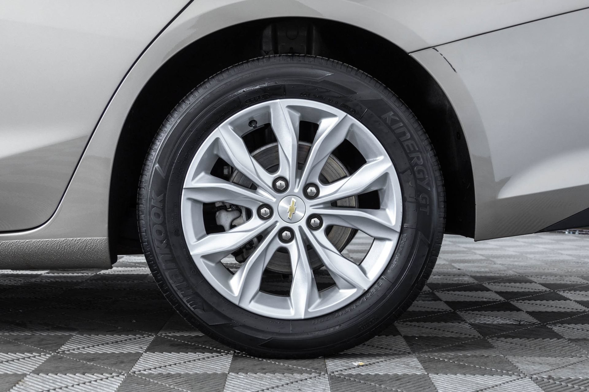 Used 2025 Chevrolet Malibu LT FWD image 44