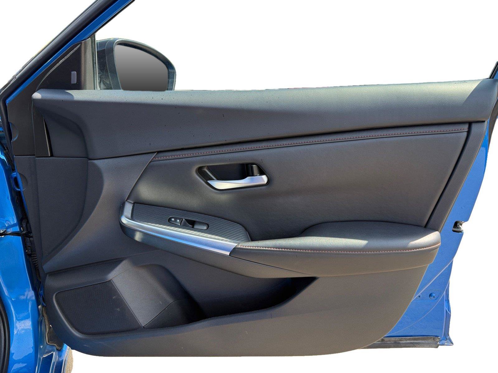 Used 2025 Nissan Sentra SR w/ Midnight Edition FWD image 23