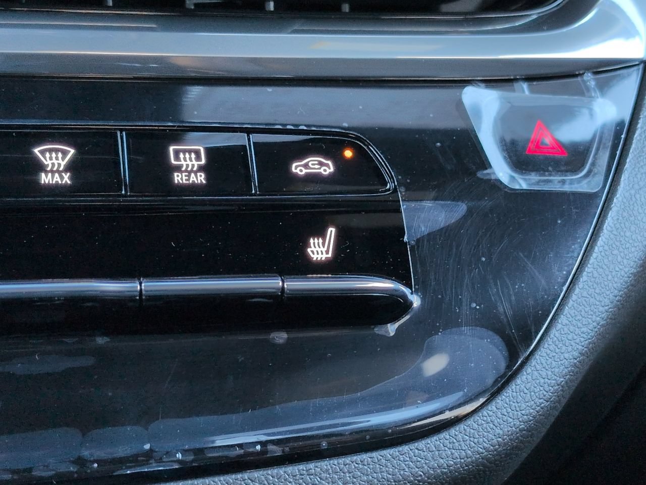 New 2026 Buick Envista Avenir FWD image 24
