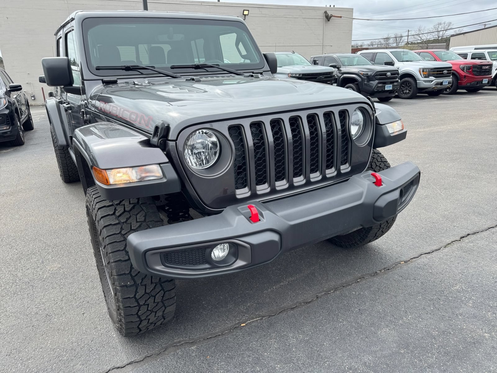 Used 2023 Jeep Gladiator Rubicon w/ Dual Top Group AWD/4WD image 9