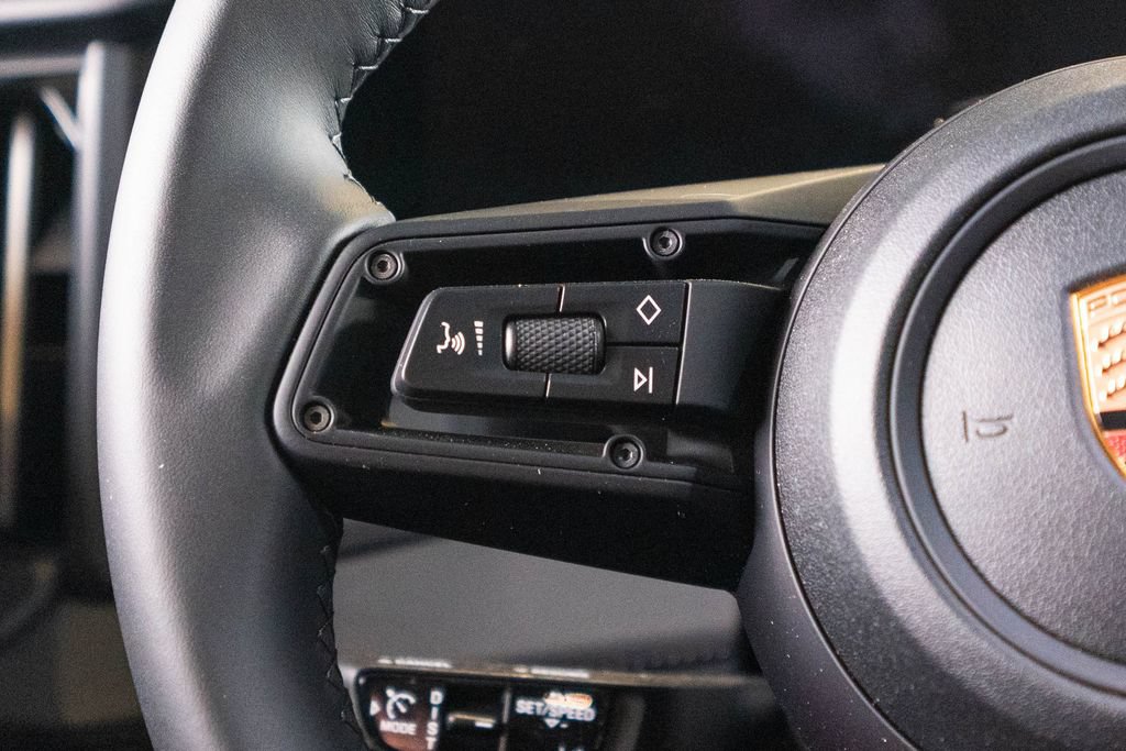 New 2026 Porsche Cayenne Electric AWD/4WD image 38