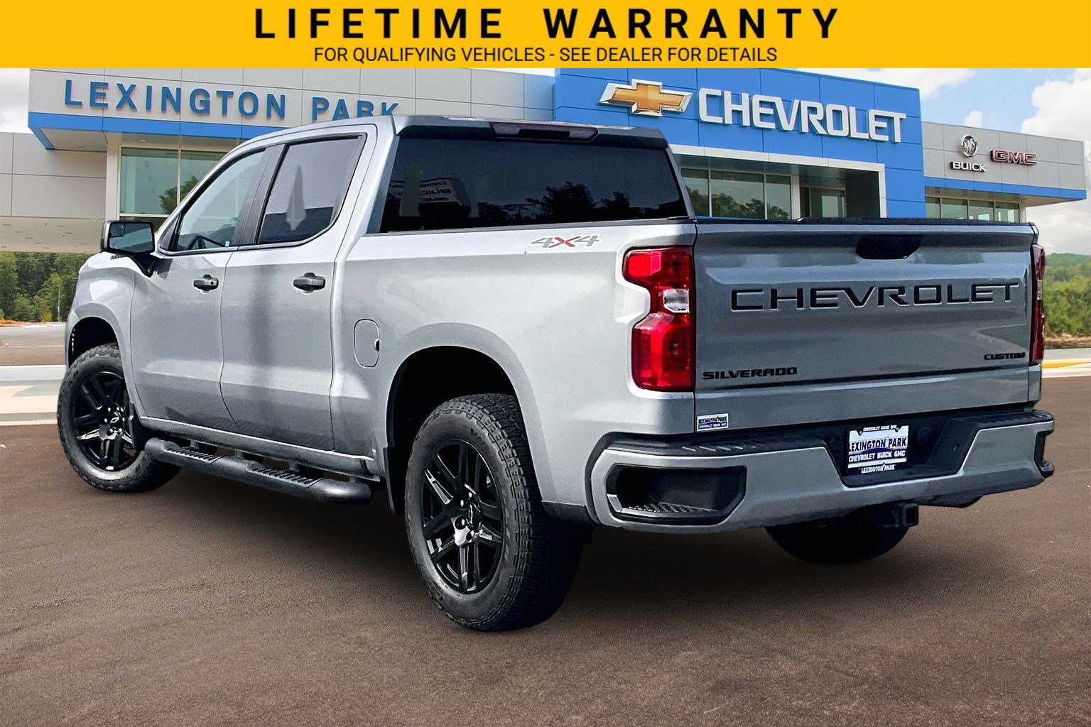 Used 2024 Chevrolet Silverado 1500 Custom w/ Turbomax Blackout Package AWD/4WD image 2