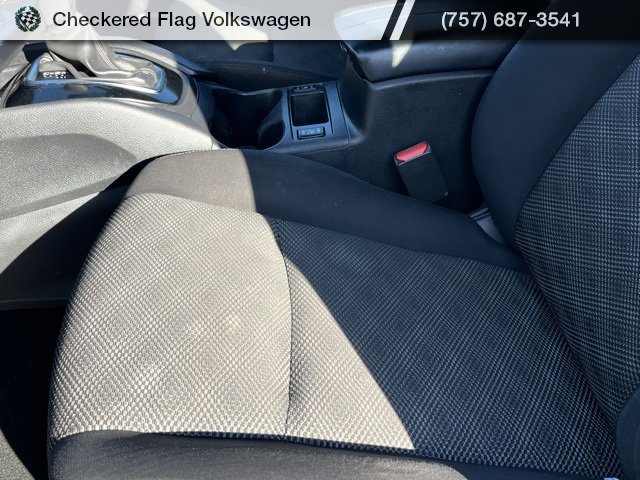 Used 2021 Nissan Rogue Sport SV image 22