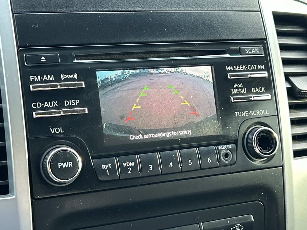 Used 2014 Nissan Frontier SV image 22