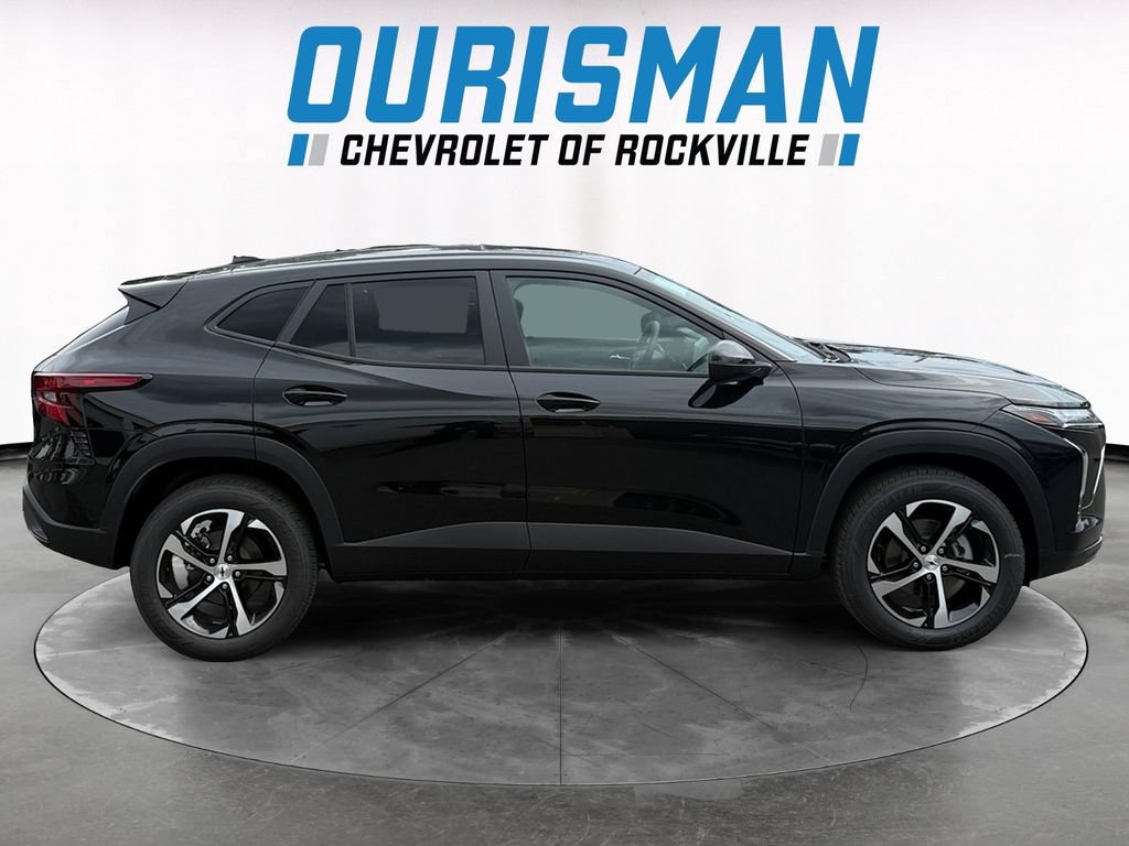 New 2026 Chevrolet Trax RS w/ Sunroof Package FWD image 7