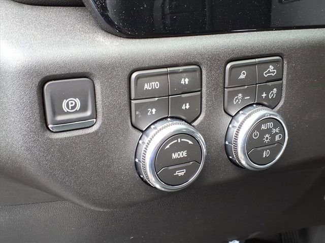New 2026 GMC Sierra 2500 SLT w/ SLT Convenience Package image 23