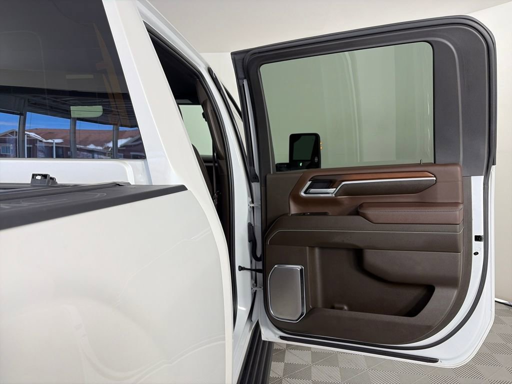 Used 2025 GMC Sierra 2500 Denali w/ Denali Reserve Package image 28