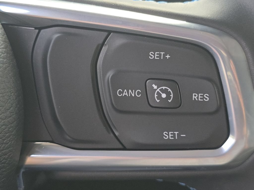 Used 2023 Jeep Wrangler Unlimited Rubicon 4xe w/ Cold Weather Group AWD/4WD image 34