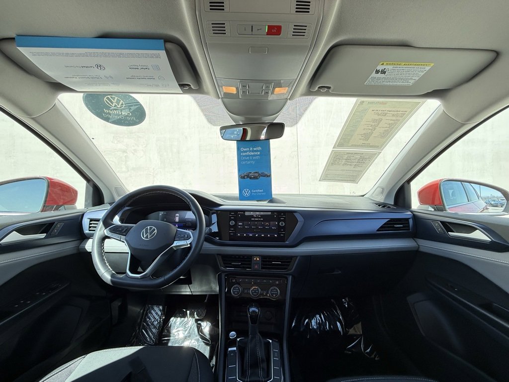 Certified 2024 Volkswagen Taos SE image 6