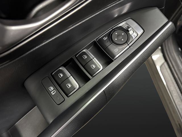 Used 2025 Kia Sorento EX image 28