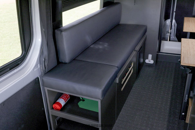 Used 2025 Mercedes-Benz Sprinter 2500 image 30