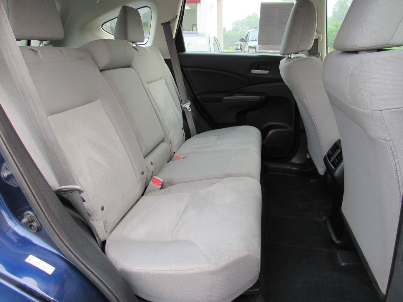 Used 2015 Honda CR-V LX image 7