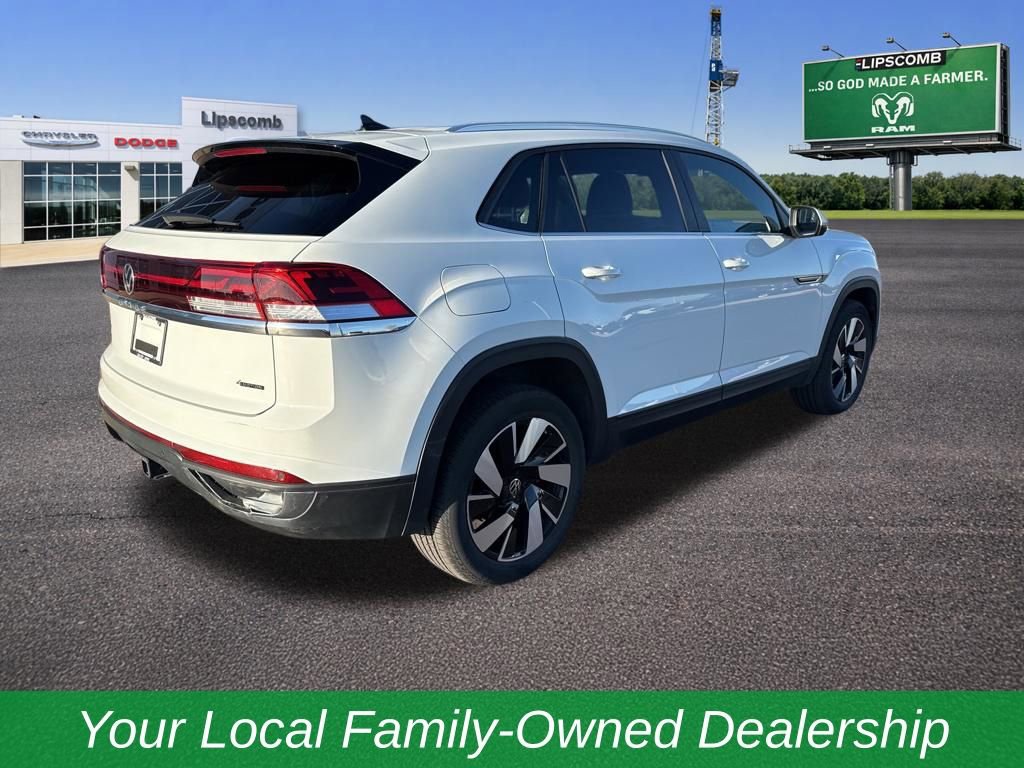 Used 2025 Volkswagen Atlas Cross Sport SE image 3