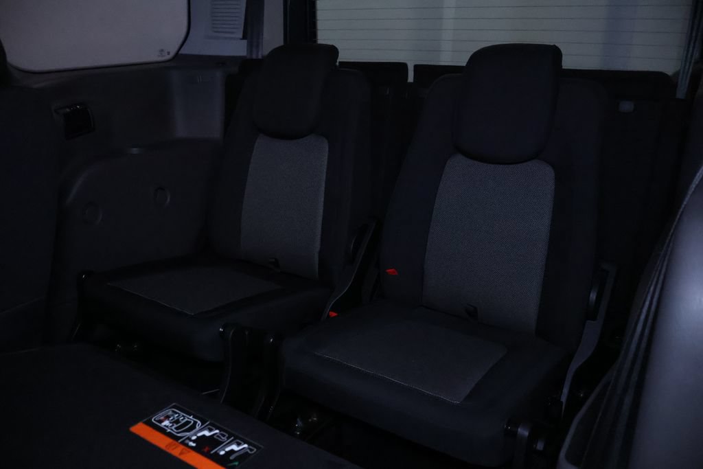 Used 2023 Ford Transit Connect XL FWD image 15