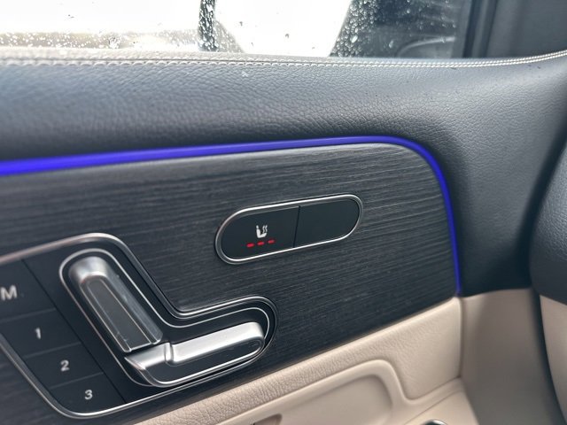 Used 2023 Mercedes-Benz GLB 250 GLB 250 image 13