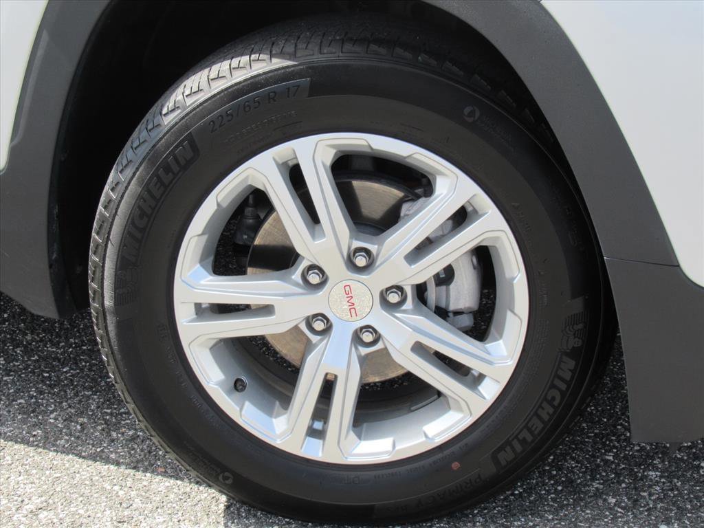 Used 2020 GMC Terrain SLE w/ Driver Convenience Package image 12